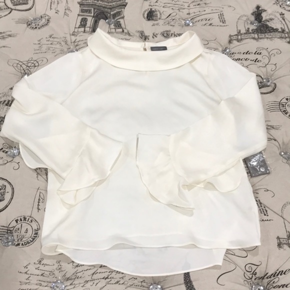 Vince Camuto Bell Sleeve Blouse - Picture 5 of 5